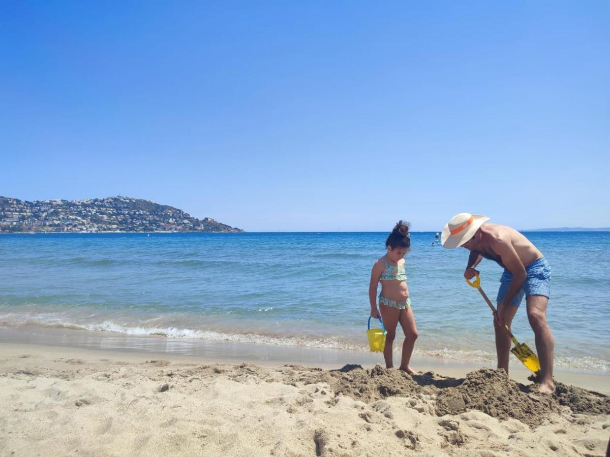 Studios Superior Isla De Rosas -Tramuntana42 Kültér fotó
